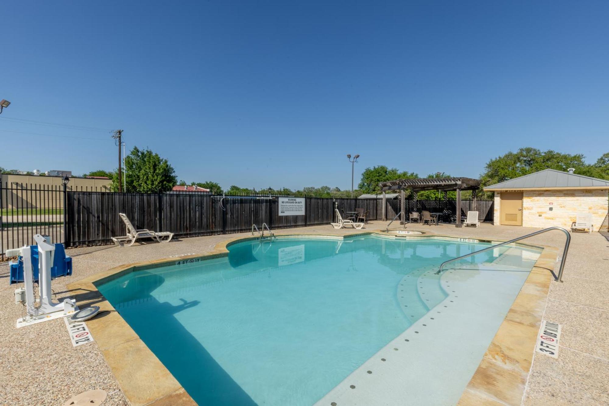 Hotel Texas Hallettsville Екстер'єр фото