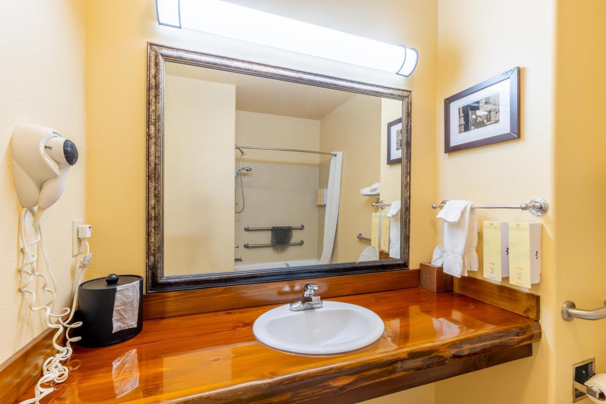 Hotel Texas Hallettsville Екстер'єр фото