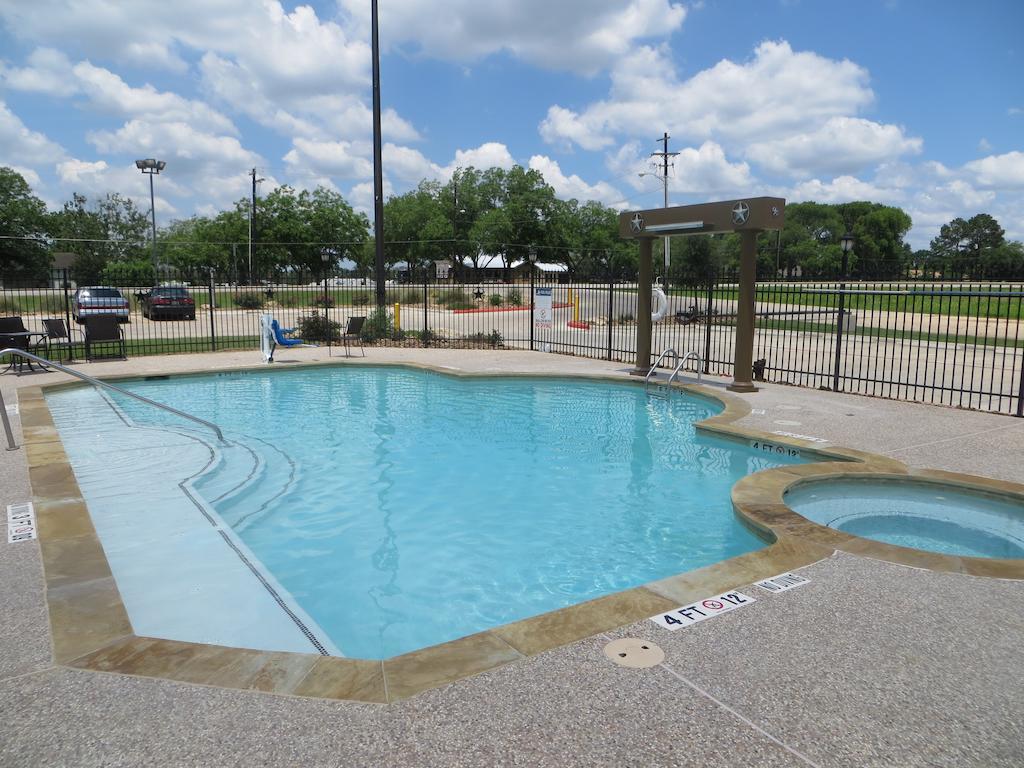 Hotel Texas Hallettsville Екстер'єр фото
