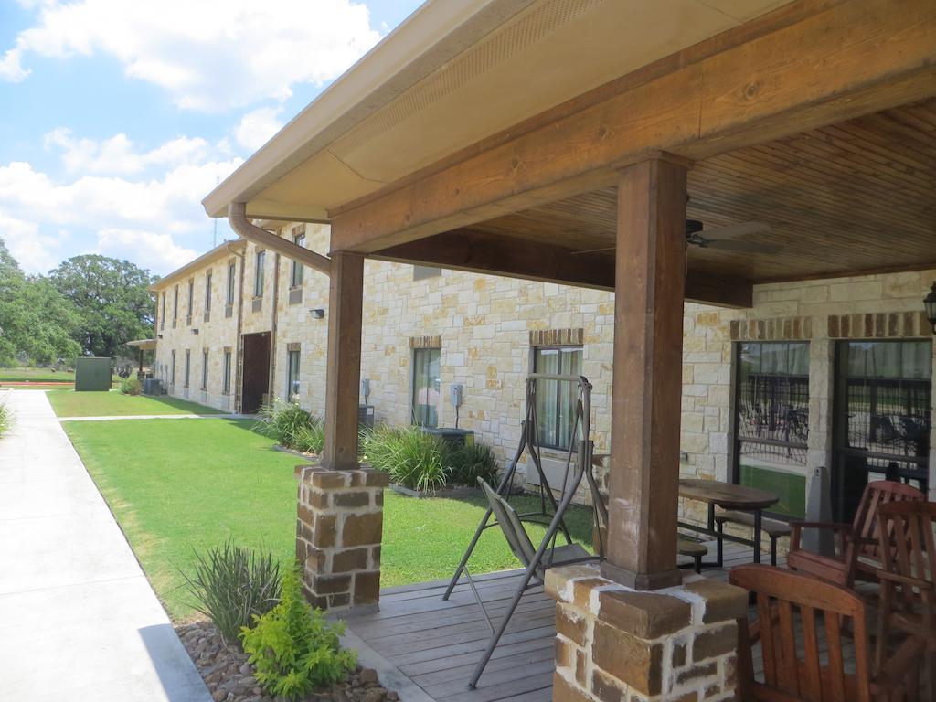 Hotel Texas Hallettsville Екстер'єр фото