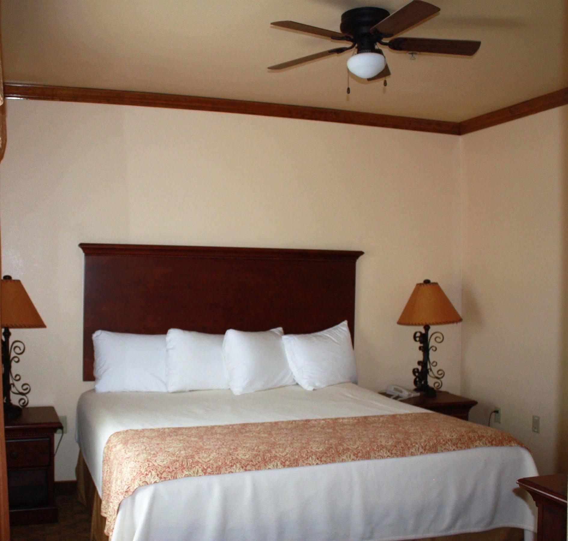 Hotel Texas Hallettsville Екстер'єр фото